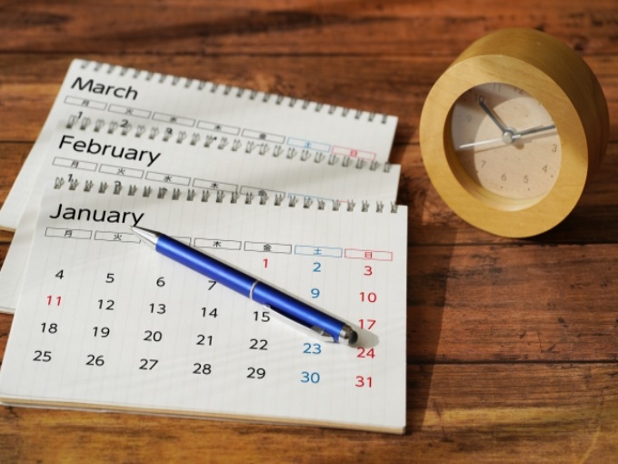 カレンダーと時計